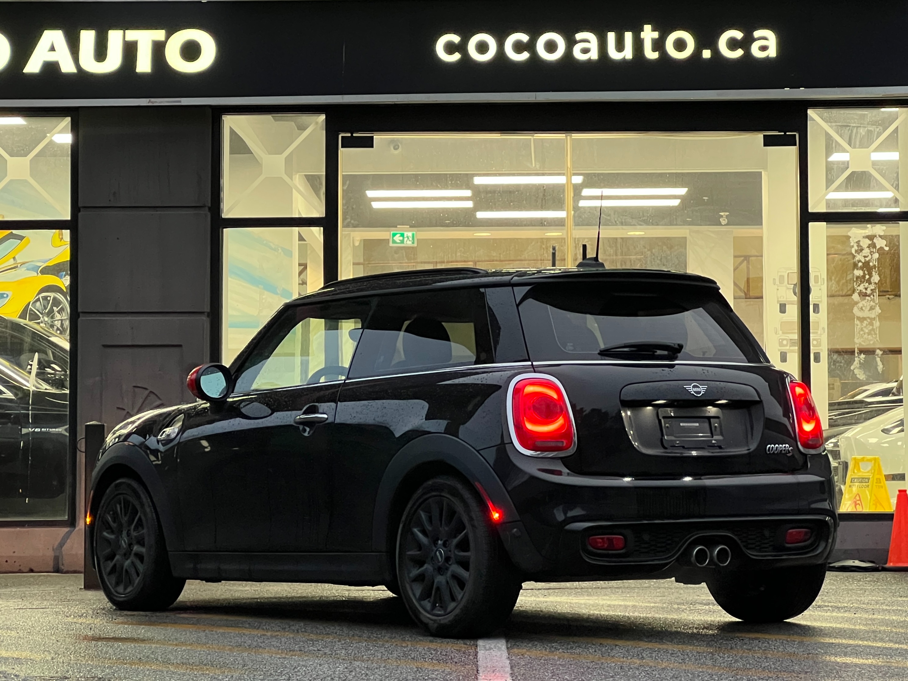 2019 Mini Cooper s - Image 6